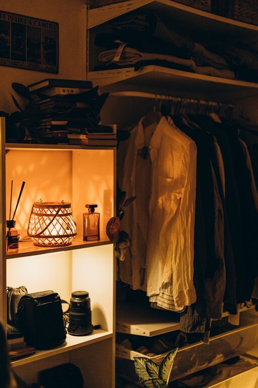 Easy Ways to Create a Cozy and Inviting Home Atmosphere